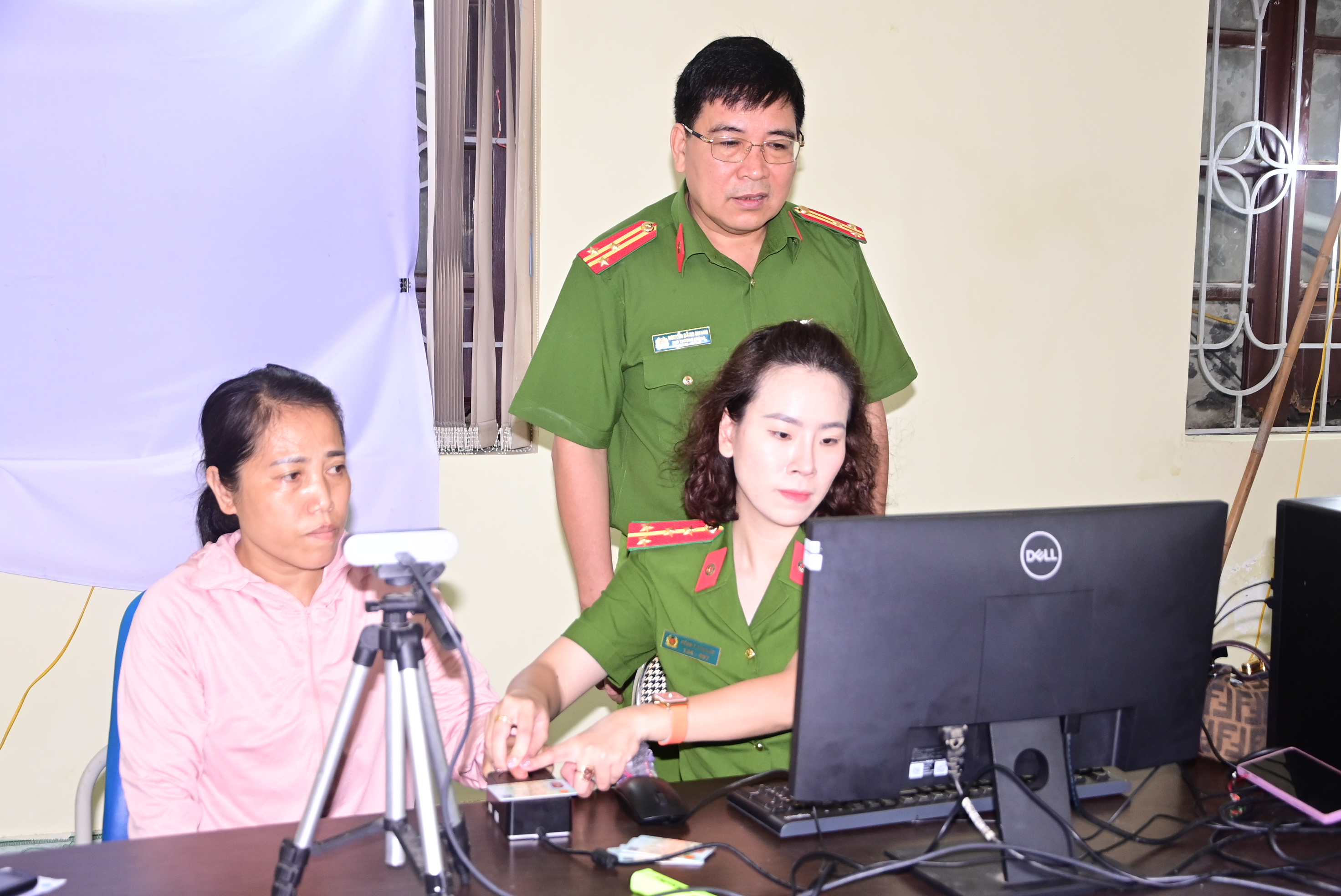 Thu nhận hồ sơ cấp CCCD gắn chíp điện tử cho gần 17.470 trường hợp